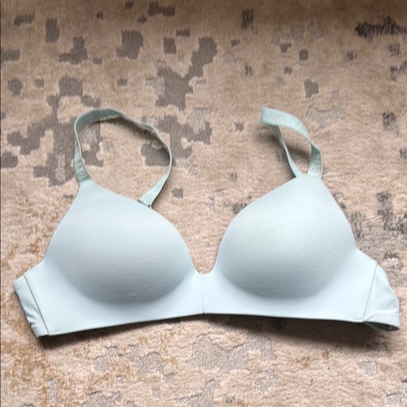 Bundle of 5 Victoria Secret Bras Size 34C - Picture 2 of 13